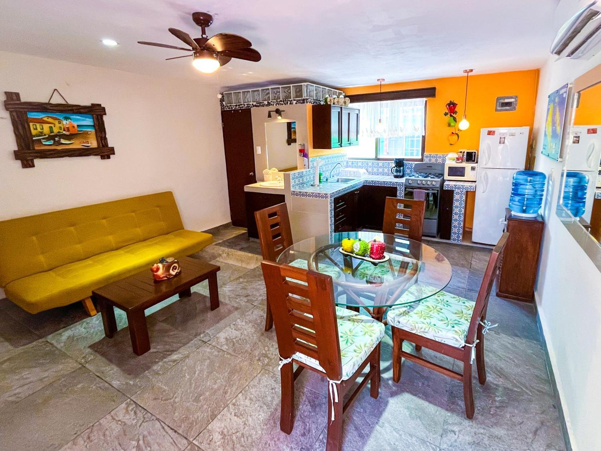 Cande'S Apartments Isla Mujeres Dış mekan fotoğraf
