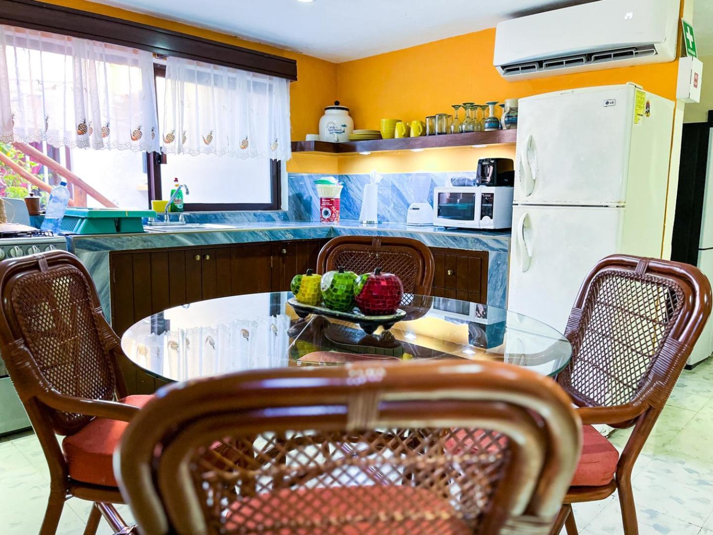 Cande'S Apartments Isla Mujeres Dış mekan fotoğraf